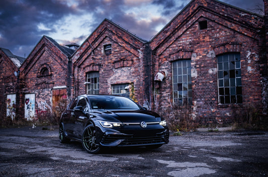 Volkswagen Golf R GTI Concaver CVR3 Matt Bronze Green Chameleon 1073 1270.webp 4