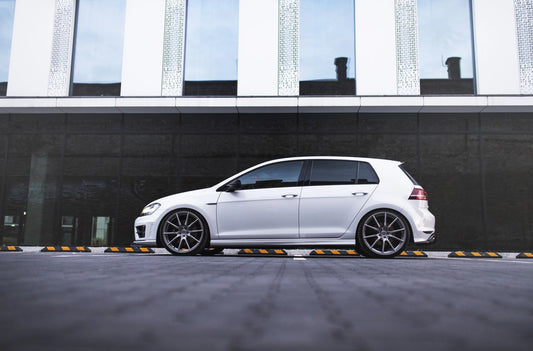Volkswagen Golf R GTI Concaver CVR4 Brushed Titanium 381 11502.webp 1