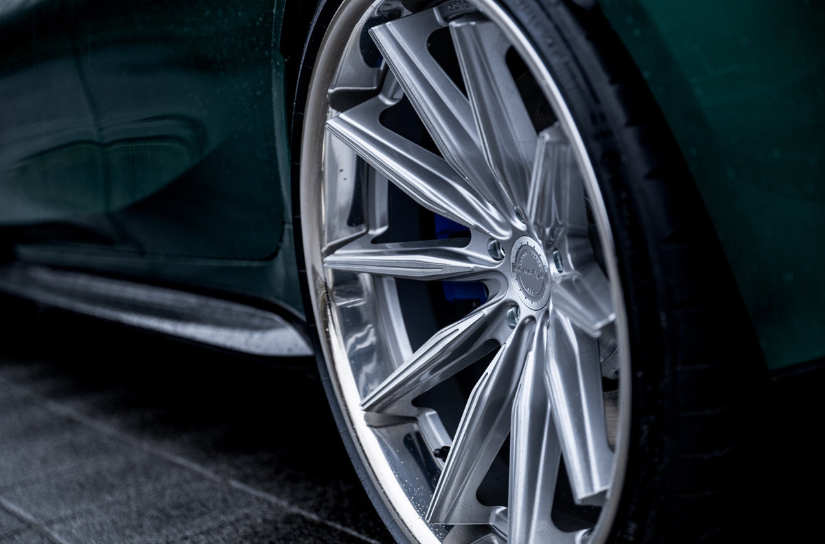 Alu kola BMW 3 Series / M3 Concaver CVR8 Brushed Titanium