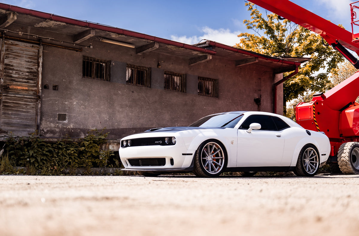 Alu kola Dodge Challenger Concaver CVR8 Brushed Titanium