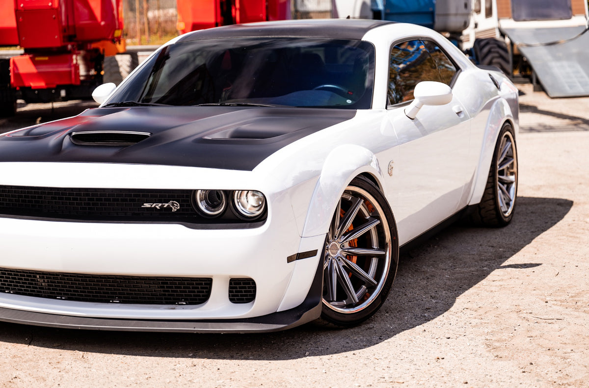 Alu kola Dodge Challenger Concaver CVR8 Brushed Titanium