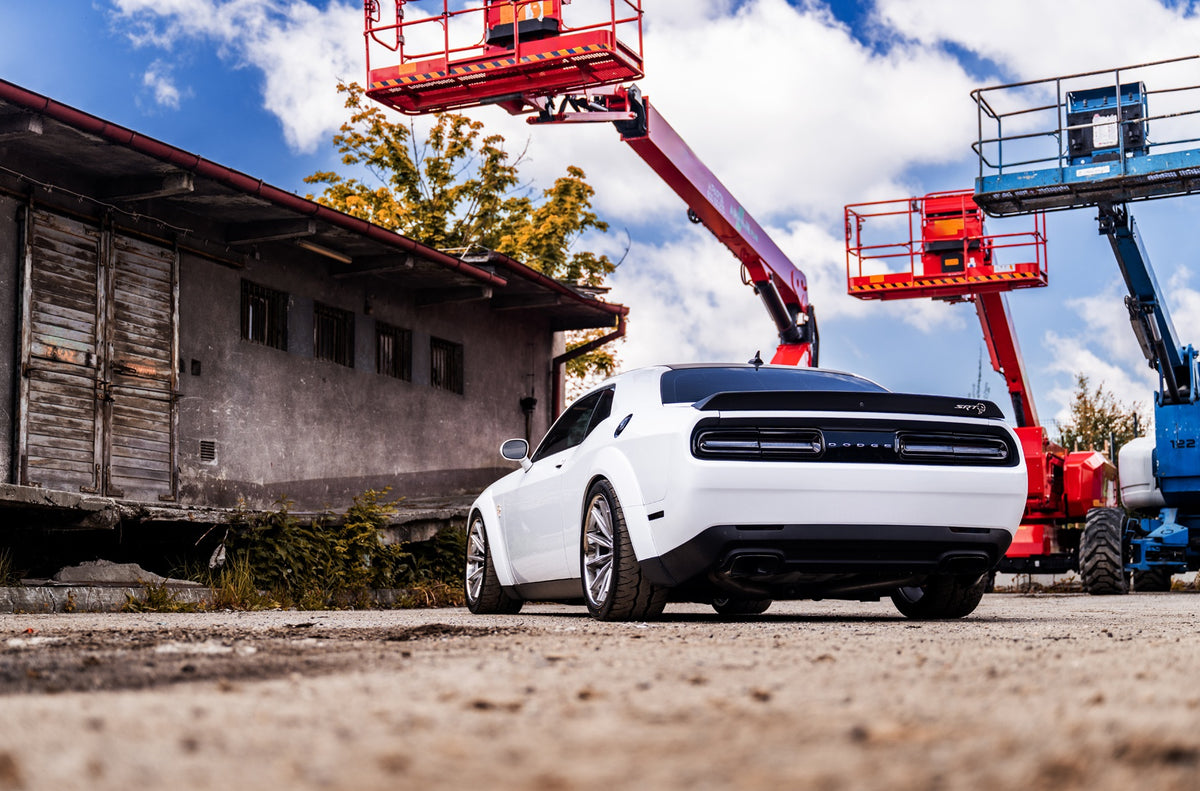 Alu kola Dodge Challenger Concaver CVR8 Brushed Titanium