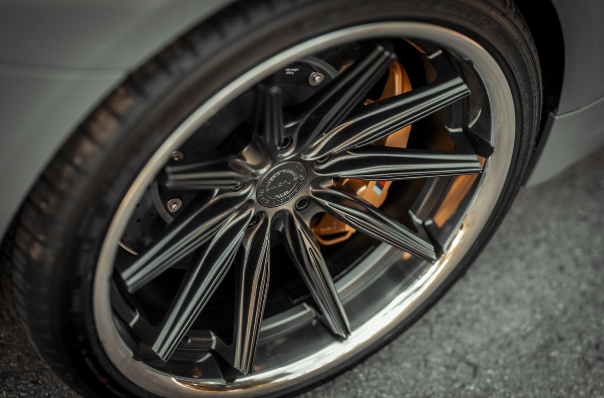 Alu kola BMW 4 Series / M4 Concaver CVR8 Carbon Graphite
