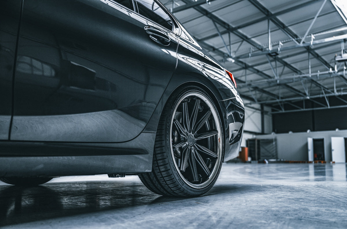 Alu kola BMW 3 Series / M3 Concaver CVR8 Carbon Graphite
