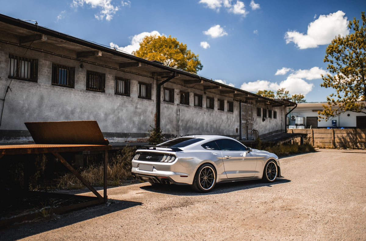 Alu kola Ford Mustang Concaver CVR8 Carbon Graphite