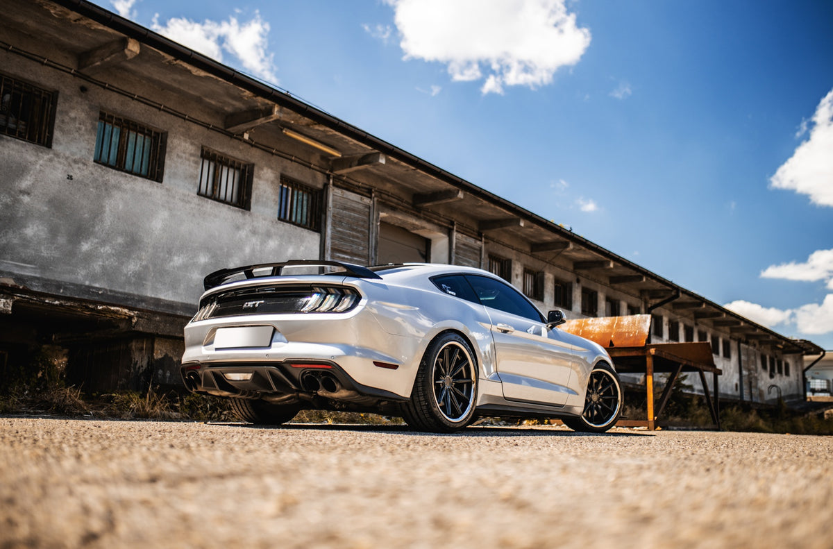 Alu kola Ford Mustang Concaver CVR8 Carbon Graphite