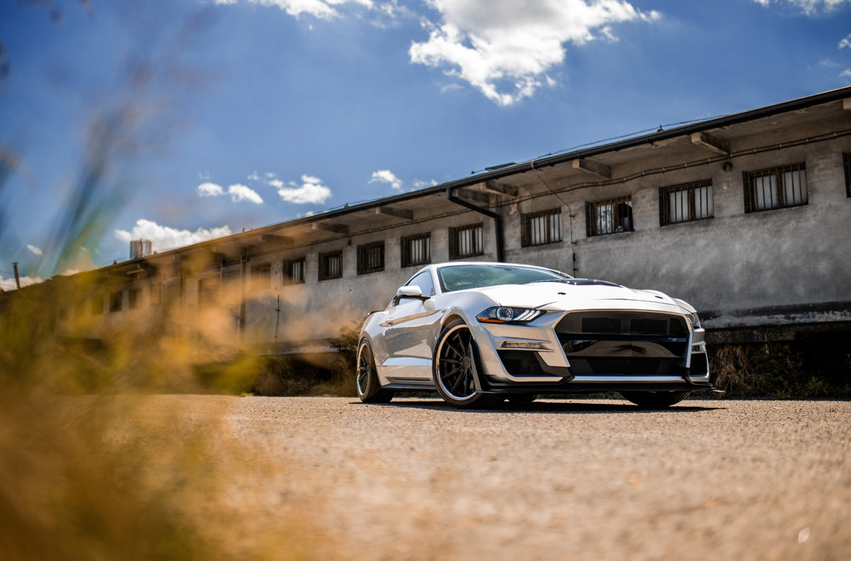 Alu kola Ford Mustang Concaver CVR8 Carbon Graphite