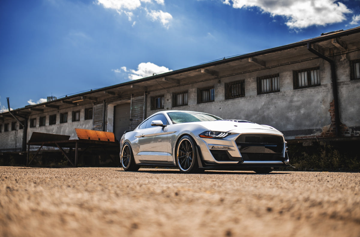 Alu kola Ford Mustang Concaver CVR8 Carbon Graphite