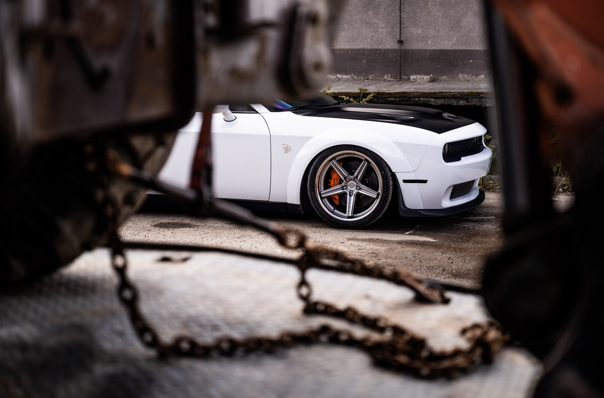 Alu kola Dodge Challenger Concaver CVR9 Brushed Titanium