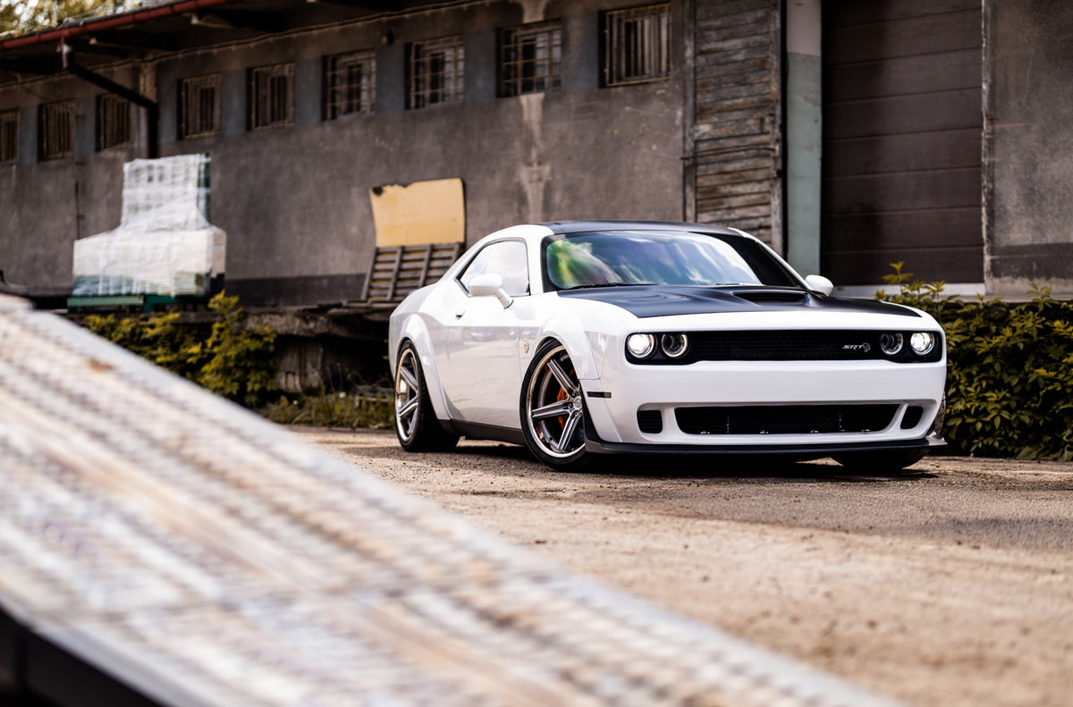 Alu kola Dodge Challenger Concaver CVR9 Brushed Titanium