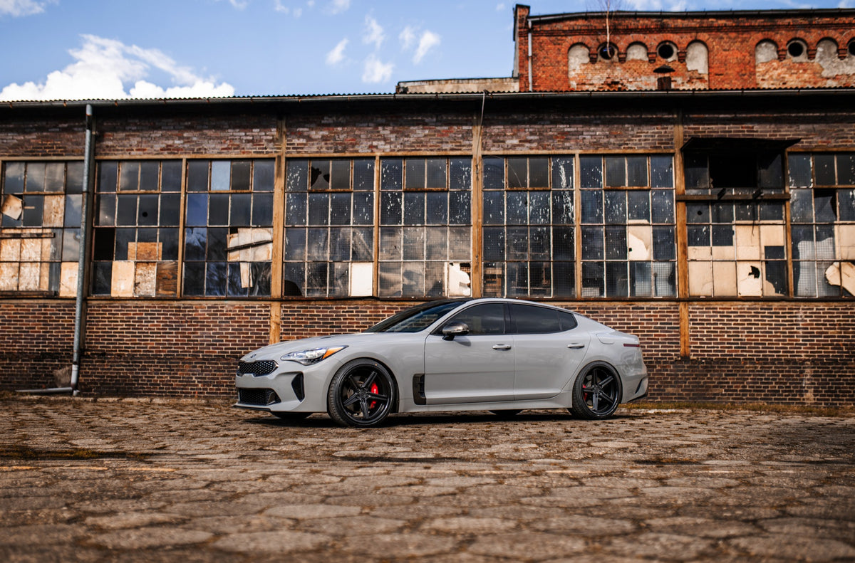 Alu kola Kia Stinger Concaver CVR9 Matt Black