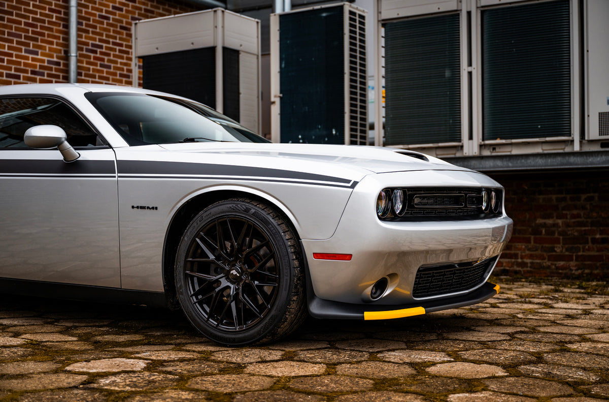 Alu kola Dodge Challenger Japan Racing JR28 Gloss Black