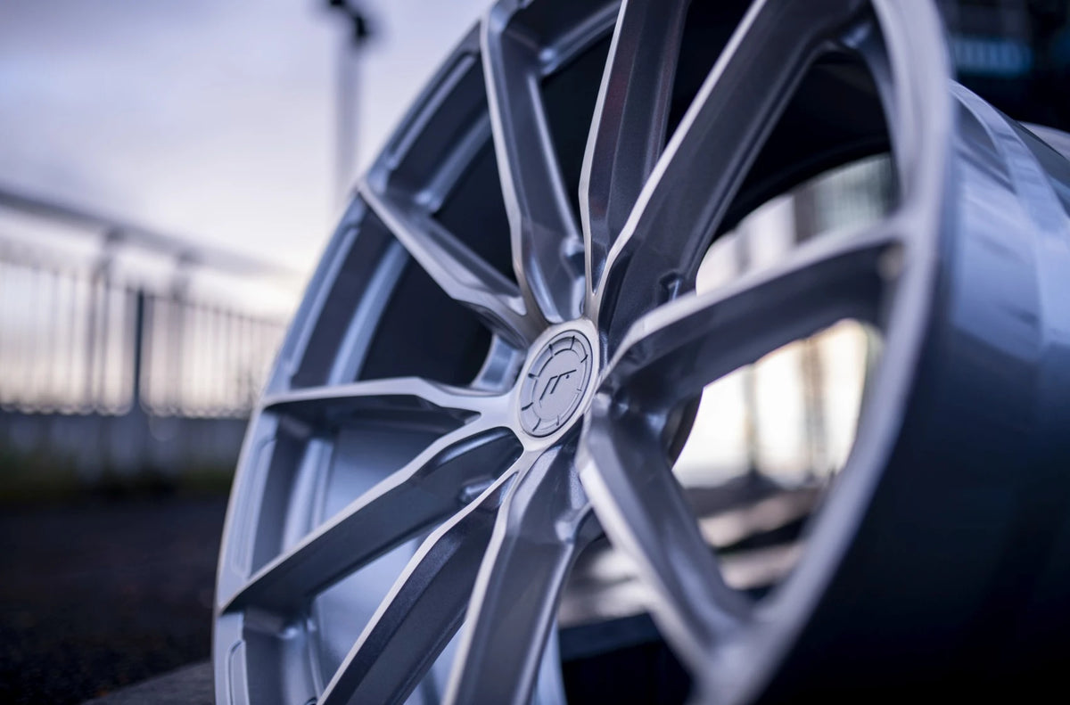 Alu kola Japan Racing JR37 Silver Machined Face