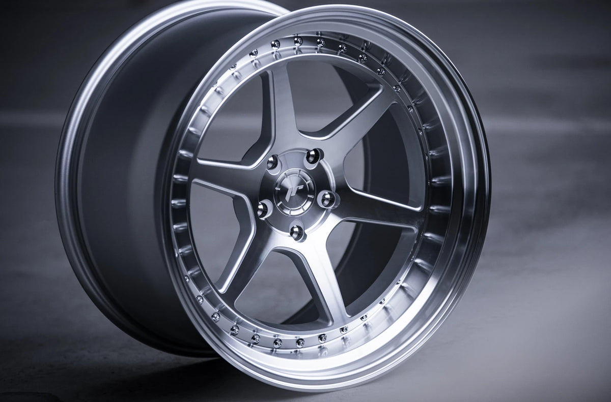 Alu kola Japan Racing JR43 Silver Machined Face