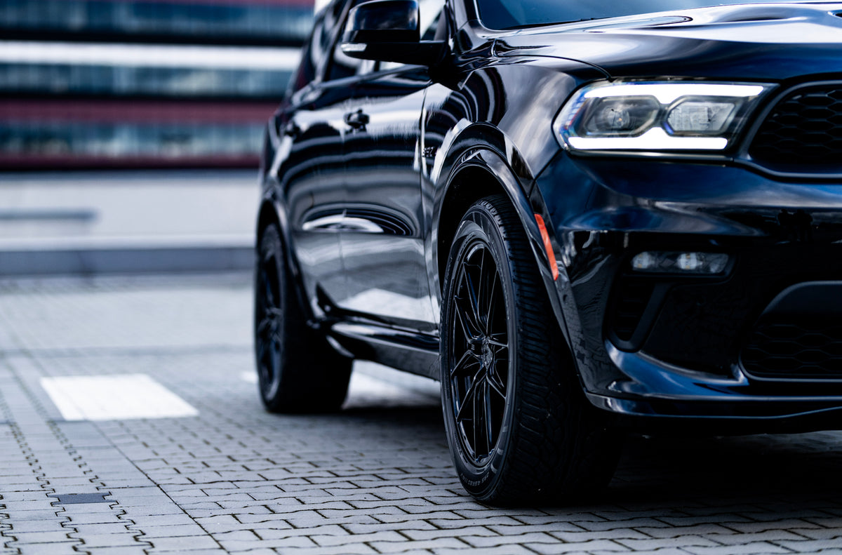 Alu kola Dodge Durango Japan Racing JR44 Gloss Black