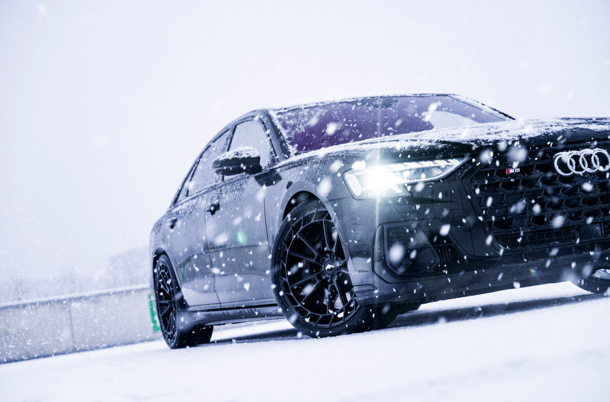 Alu kola Audi A8 / S8 / RS8 Japan Racing JR45 Gloss Black