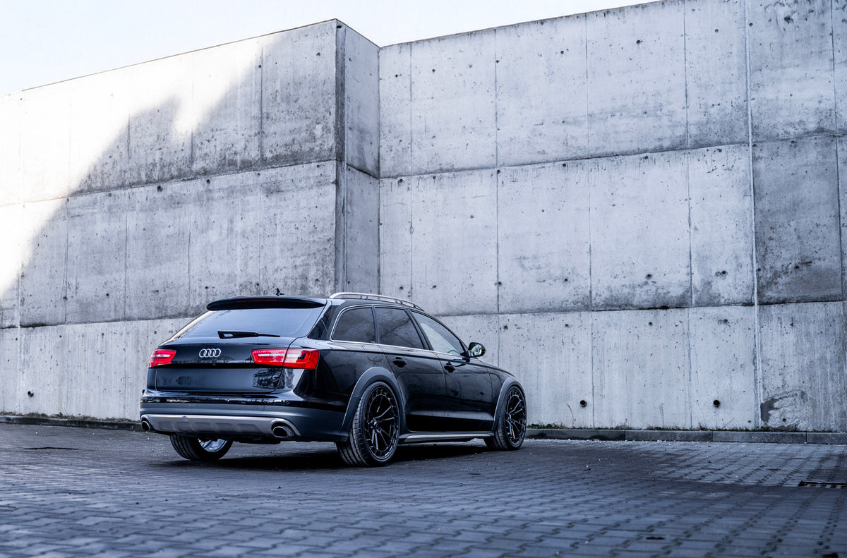 Alu kola Audi A6 / S6 / RS6 Japan Racing JR45 Gloss Black