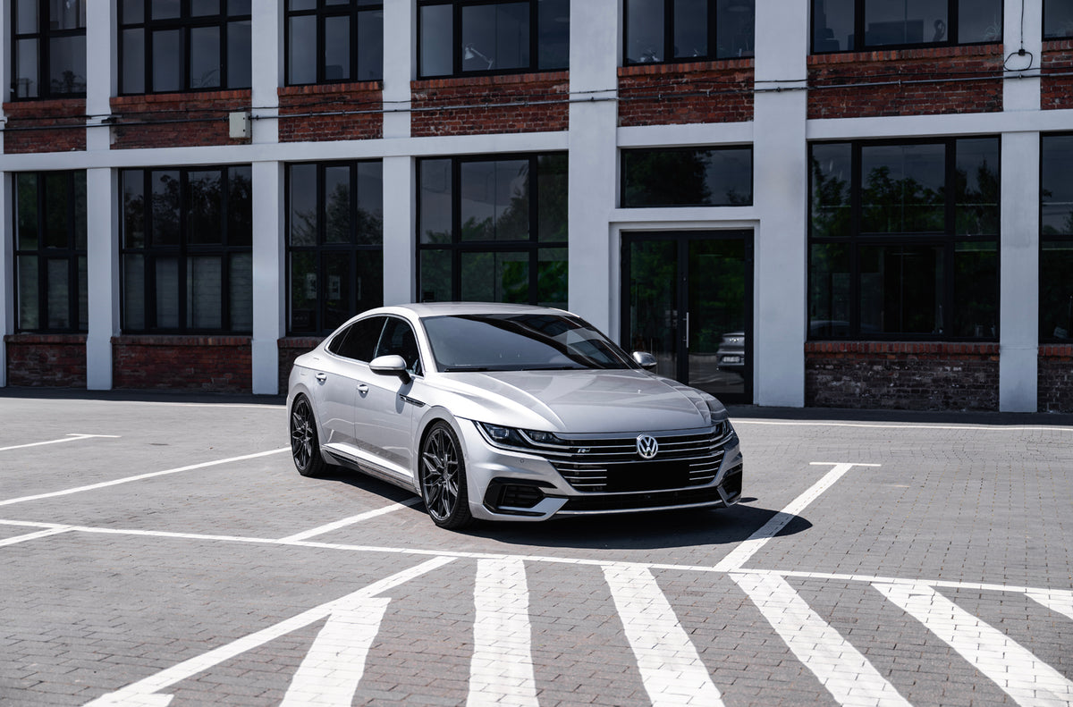 Alu kola Volkswagen Arteon Japan Racing JR46 Hyper Gray