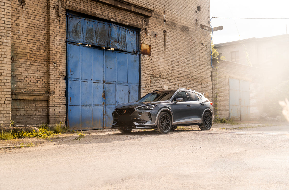 Alu kola Cupra Formentor Japan Racing JR46 Hyper Gray