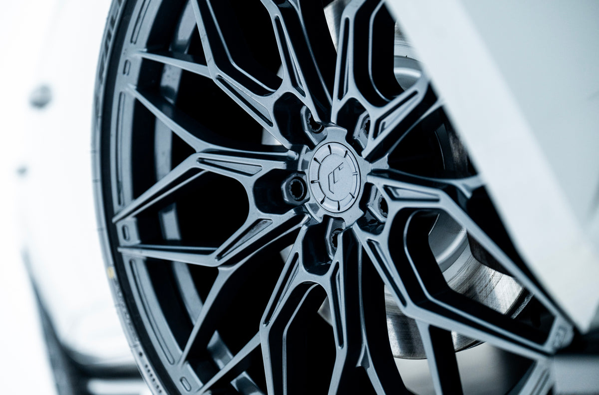 Alu kola Skoda Superb Japan Racing JR46 Hyper Gray