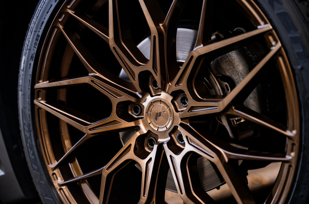 Alu kola Cupra Formentor Japan Racing JR46 Platinum Bronze