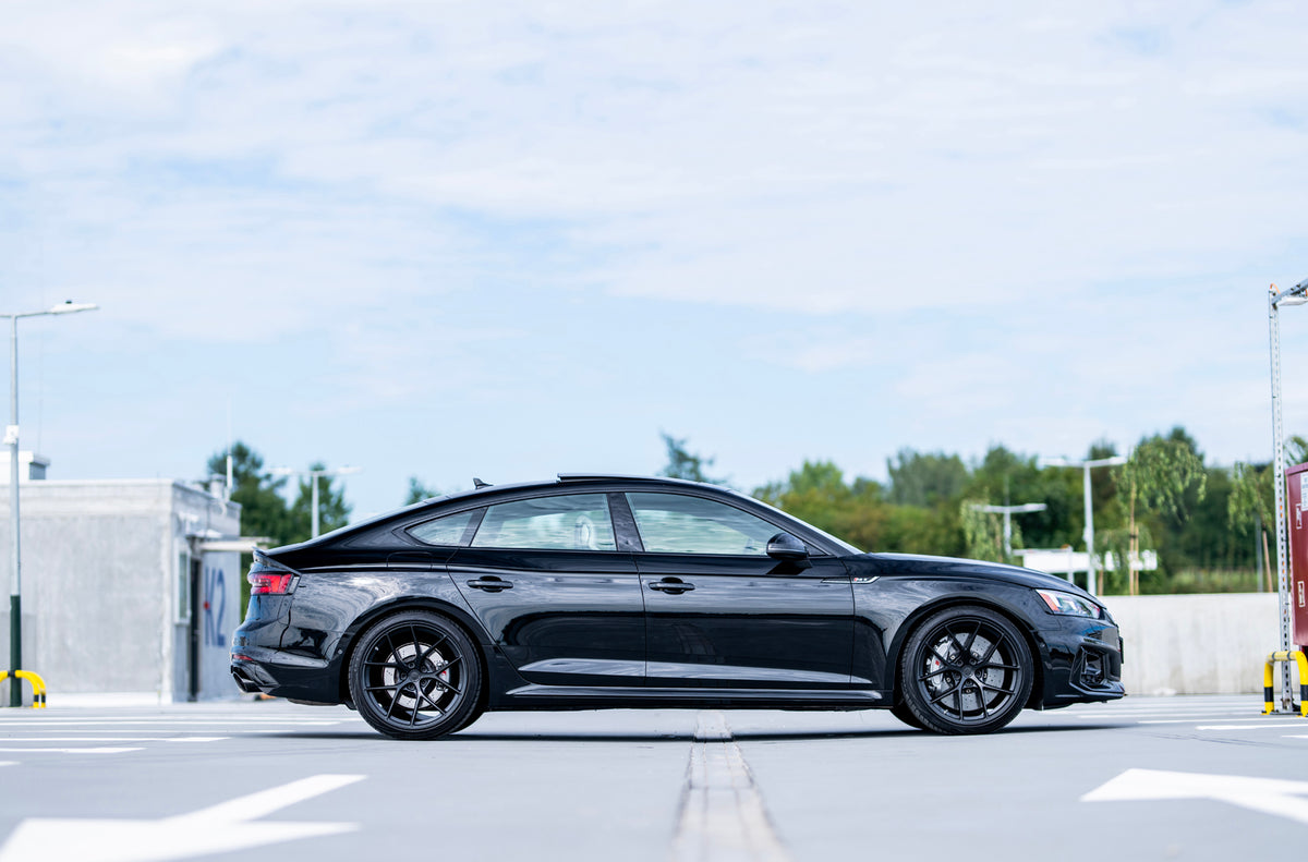 Alu kola Audi A5 / S5 / RS5 Japan Racing SL01 Matt Black
