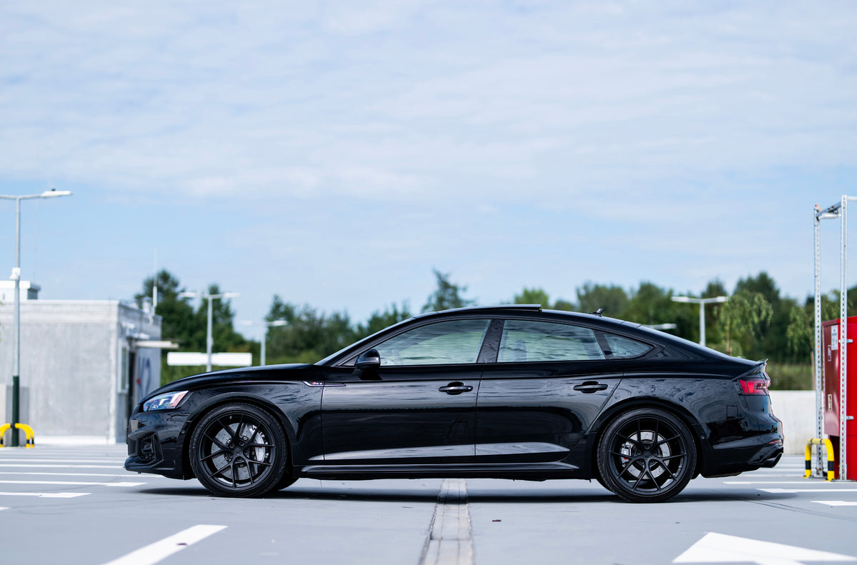 Alu kola Audi A5 / S5 / RS5 Japan Racing SL01 Matt Black