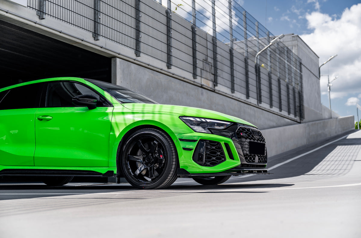 Alu kola Audi A3 / S3 / RS3 Japan Racing SL03 Gloss Black