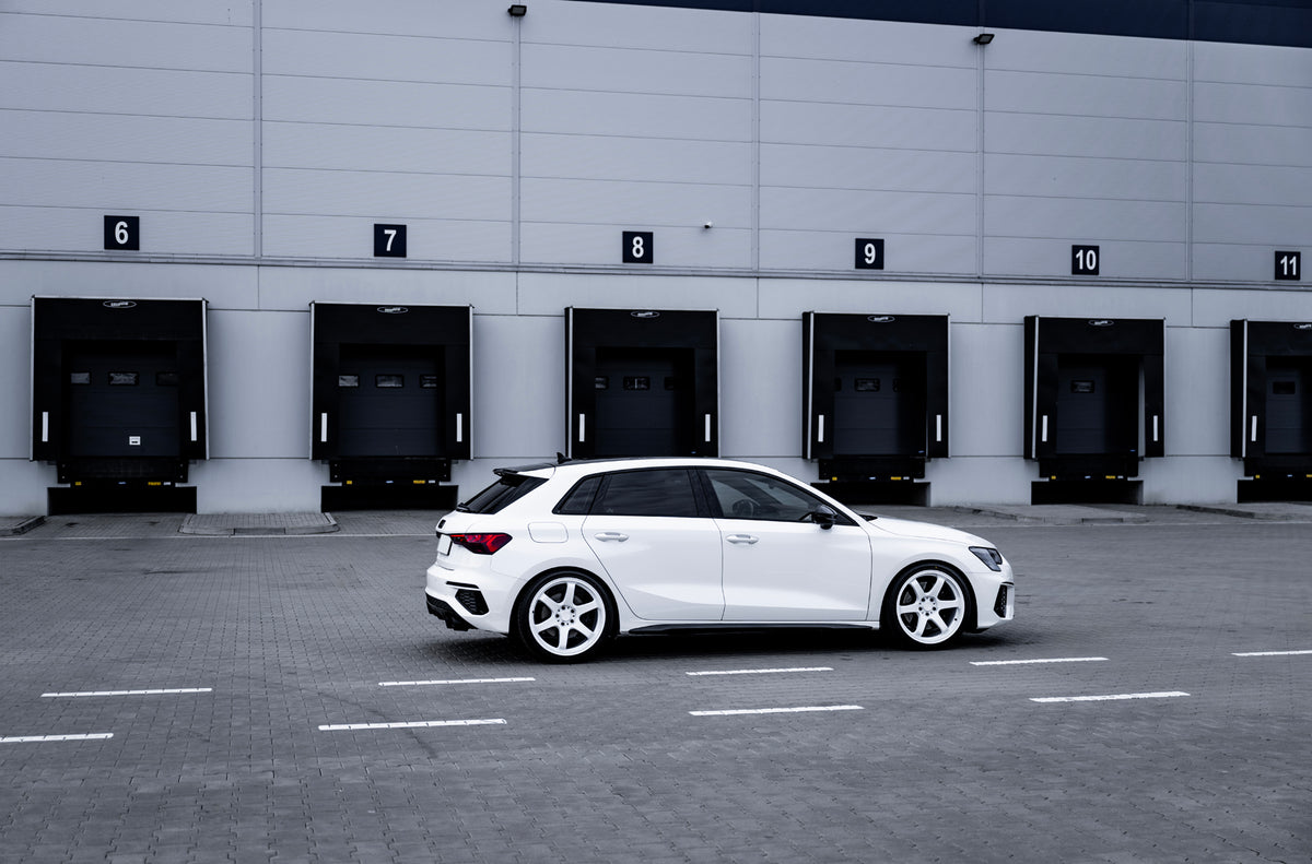 Alu kola Audi A3 / S3 / RS3 Japan Racing SL03 White