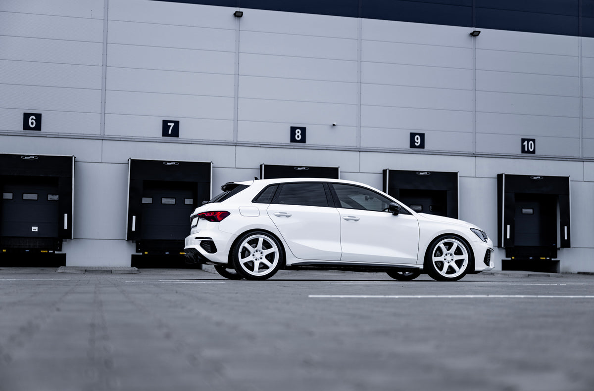 Alu kola Audi A3 / S3 / RS3 Japan Racing SL03 White