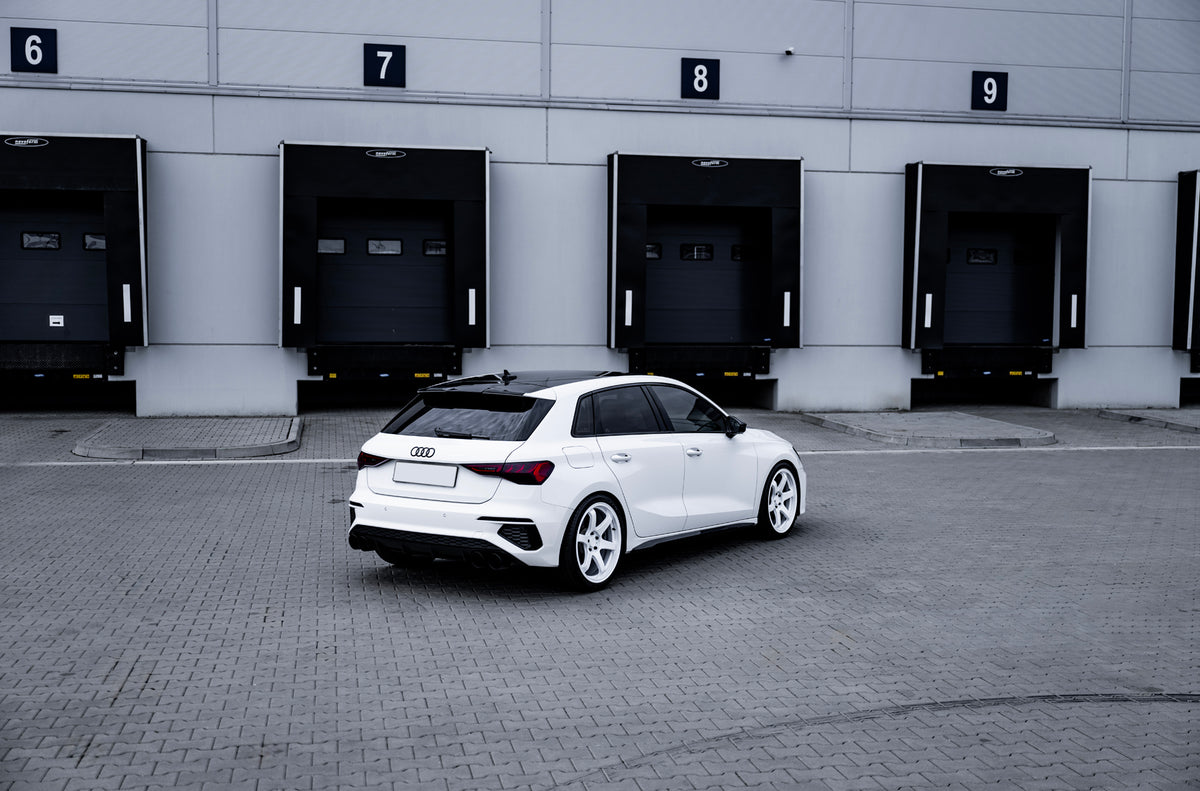 Alu kola Audi A3 / S3 / RS3 Japan Racing SL03 White