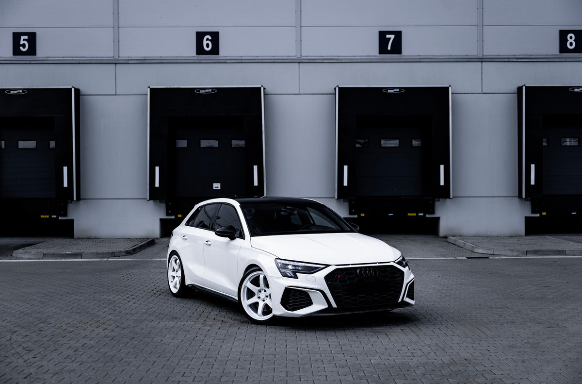 Alu kola Audi A3 / S3 / RS3 Japan Racing SL03 White