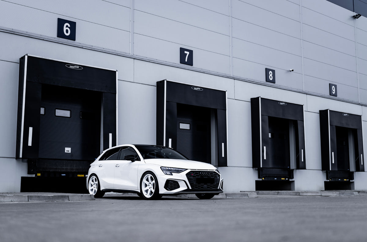 Alu kola Audi A3 / S3 / RS3 Japan Racing SL03 White