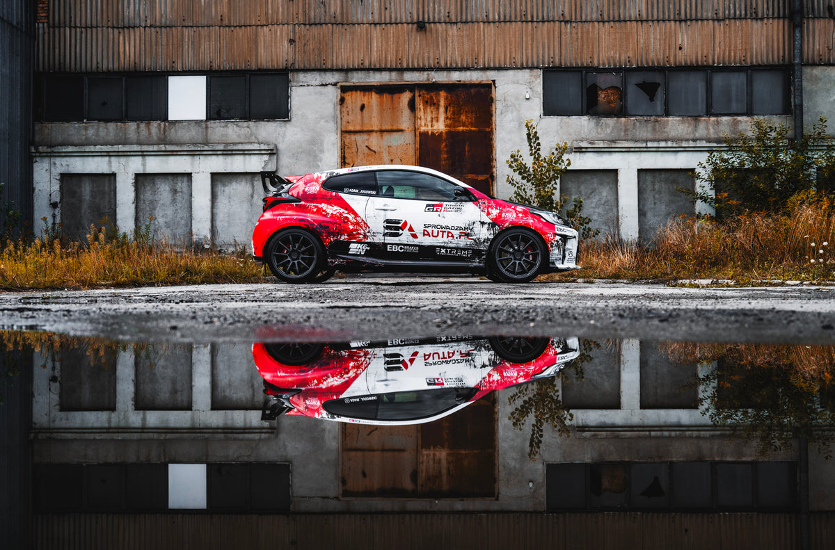 Alu kola Toyota Yaris Japan Racing SL04 Matt Gun Metal