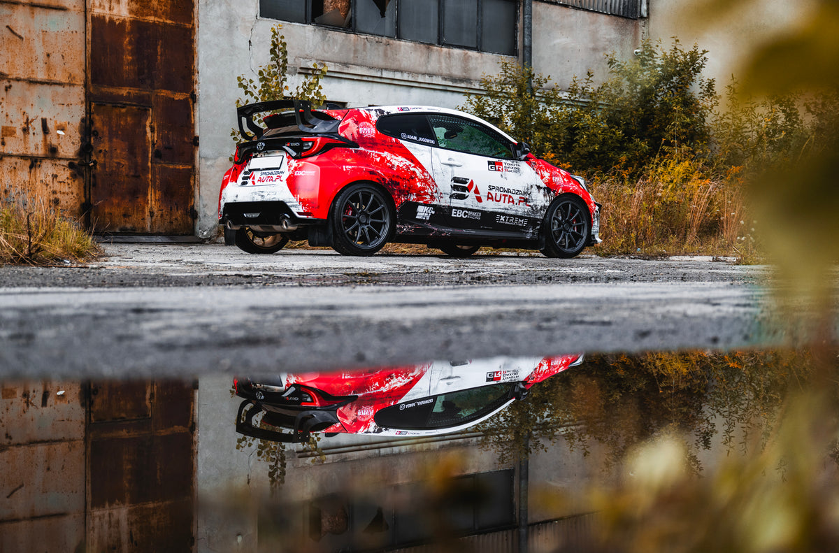 Alu kola Toyota Yaris Japan Racing SL04 Matt Gun Metal