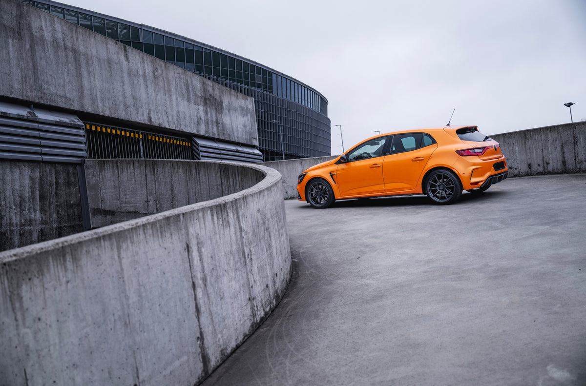 Alu kola Renault Megane / Megane RS Japan Racing SL04 Matt Gun Metal