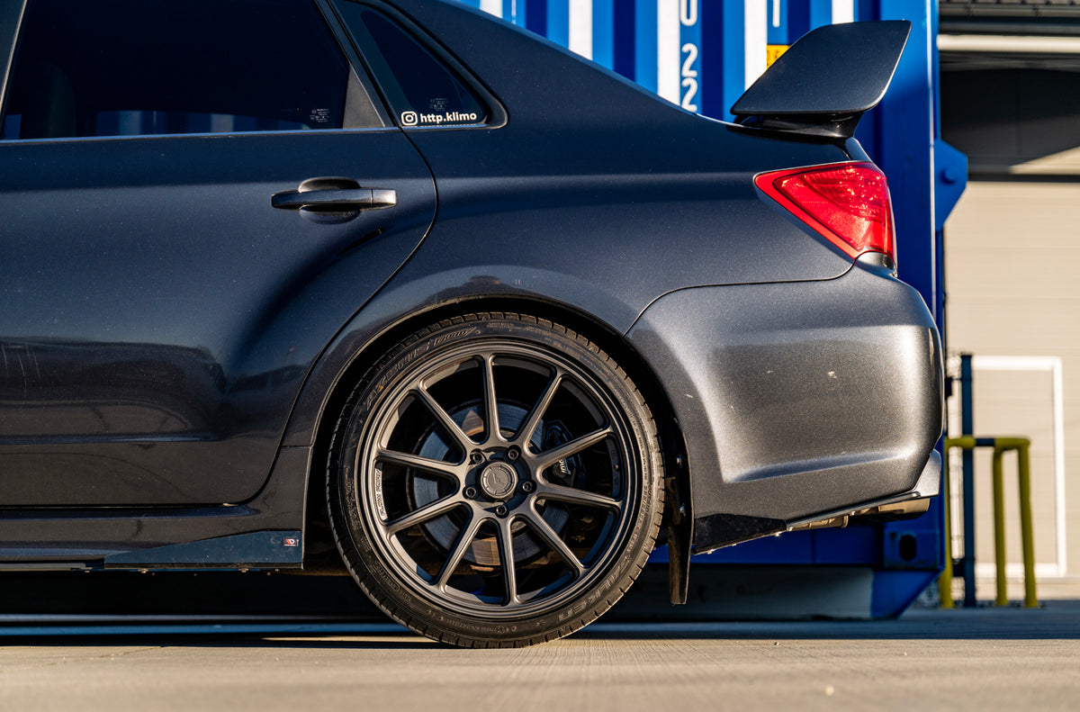 Alu kola Subaru Impreza Japan Racing SL04 Matt Gun Metal