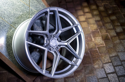 Alu kola Concaver CVR2 19x8,5 ET45 5x108 Brushed Titanium – detail 4