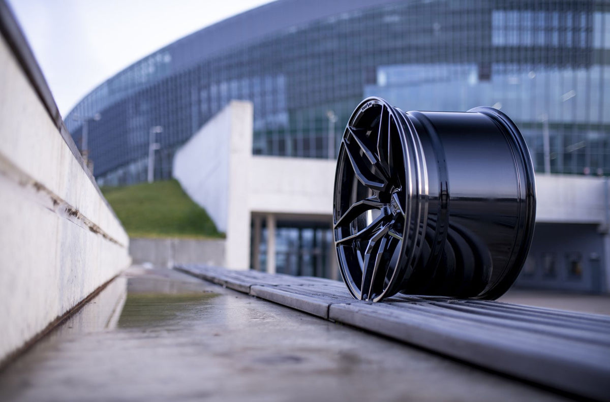 Alu kola Concaver CVR3 19x8 ET25-40 BLANK Platinum Black – detail 5