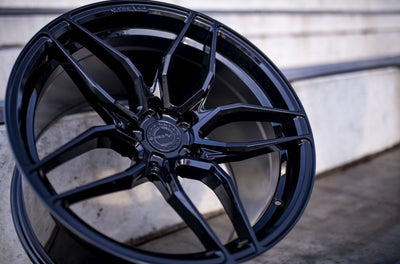 Alu kola Concaver CVR3 21x11,5 ET58 5x112 Platinum Black – detail 2