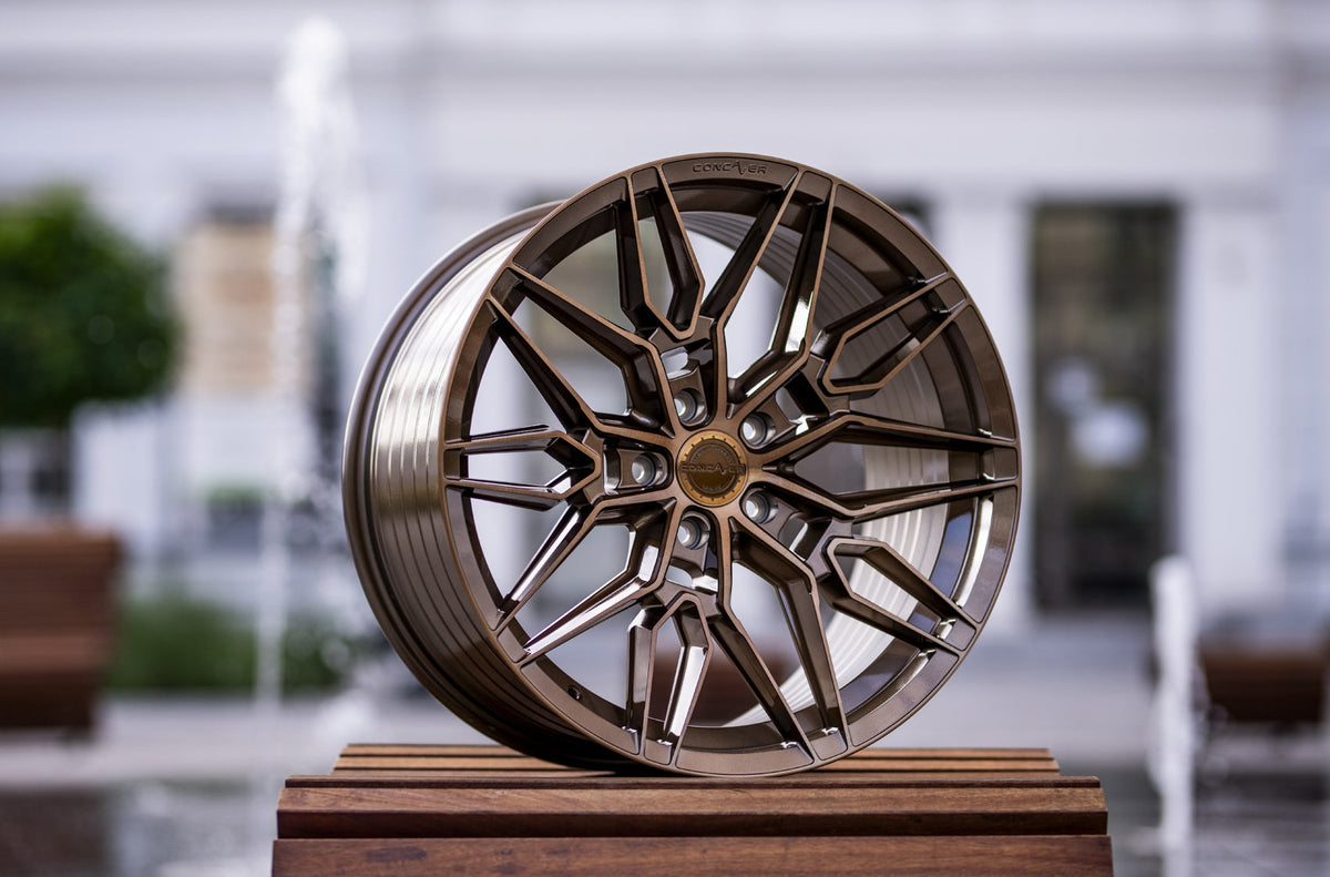 Alu kola Concaver CVR6 19x8,5 ET45 5x108 Brushed Bronze – detail 1