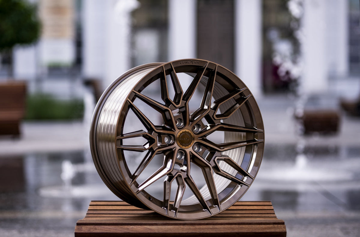 Alu kola Concaver CVR6 22x9 ET35 5x108 Brushed Bronze – detail 2