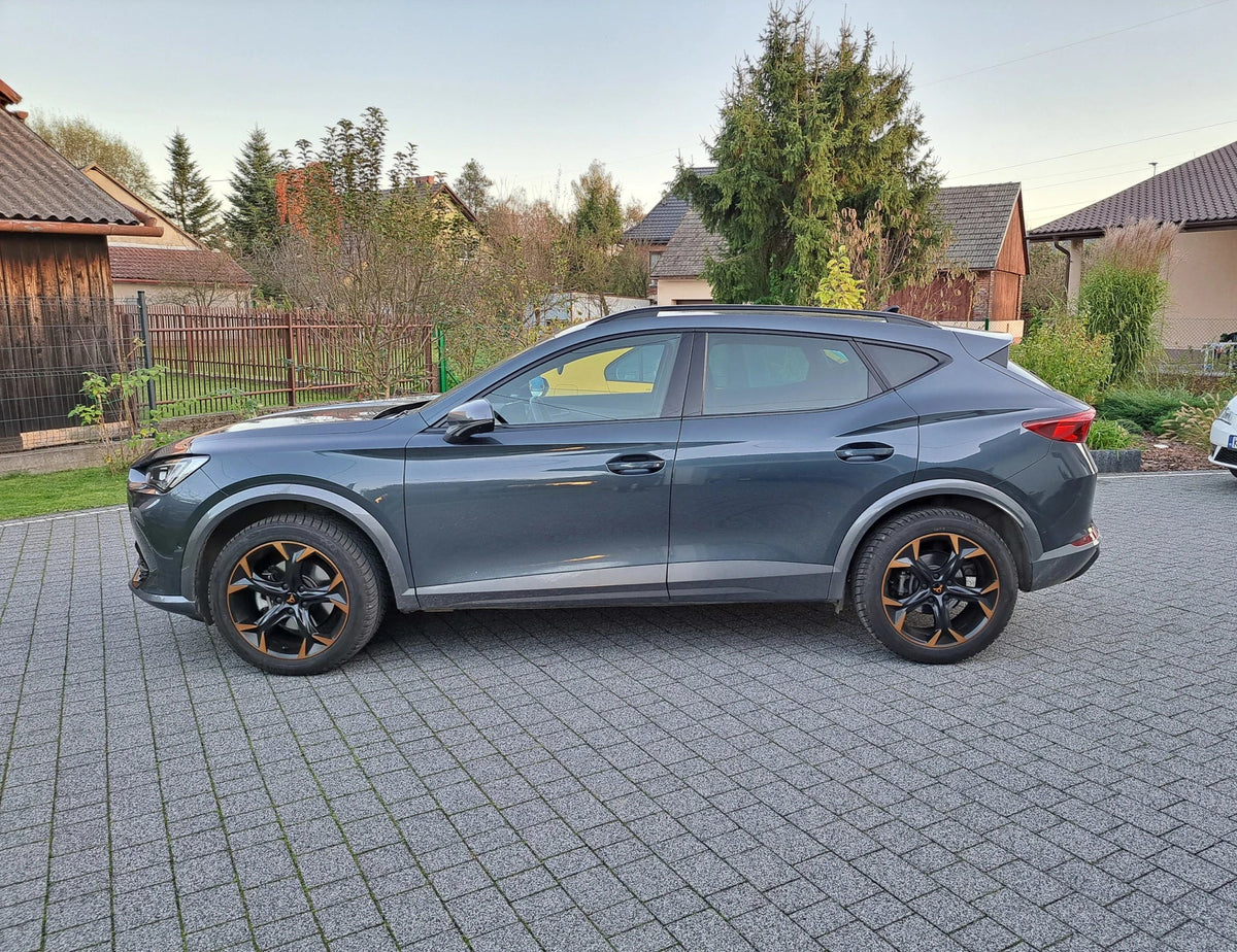 Alu kola pro Cupra I5163 8x18 5x112 ET40 57.1 Black Polished Half Matt Cooper – na voze 1