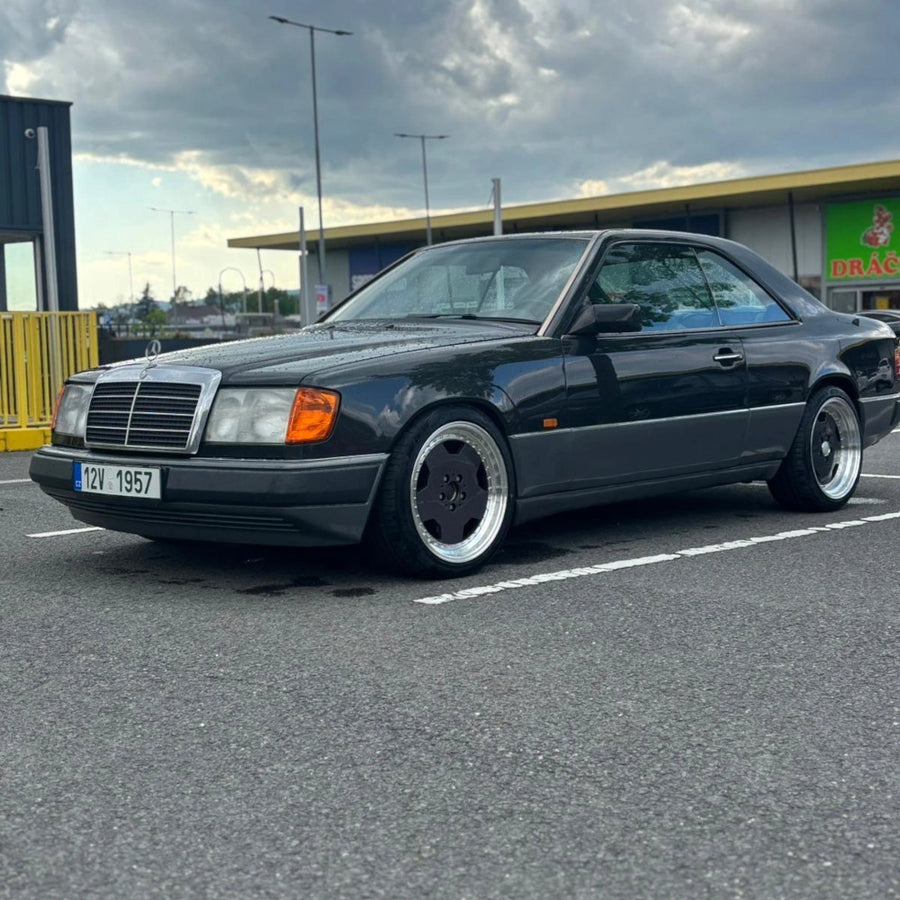 Alu kola Mercedes