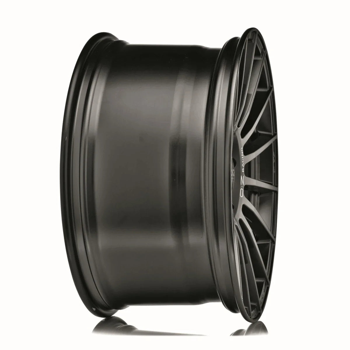 Alu kola OZ SUPERTURISMO LM 8x18 5x108 ET45 Matt Black Silver Lettering | Wheelsup.cz