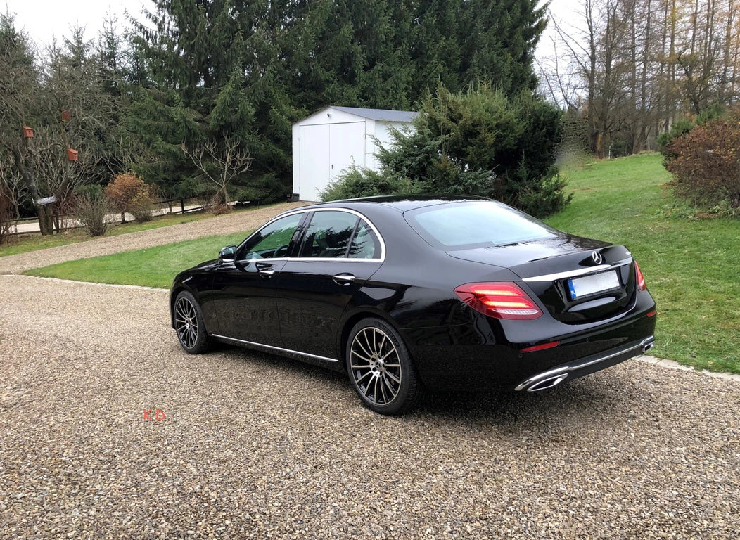 Alu kola pro Mercedes B1048 9.5x18 5x112 ET35 66.6 černá – na voze 4