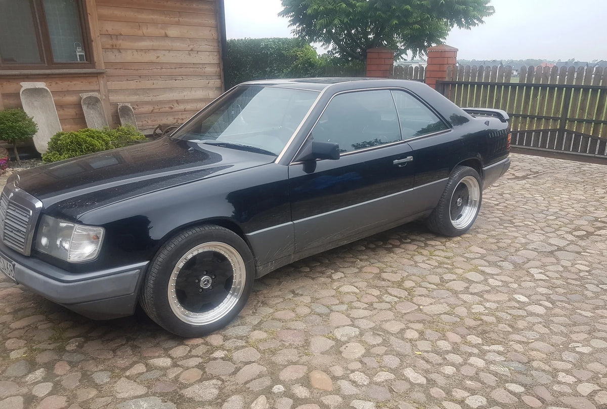 Alu kola pro Mercedes B5852 9x18 5x112 ET35 66.6 černá – na voze 2