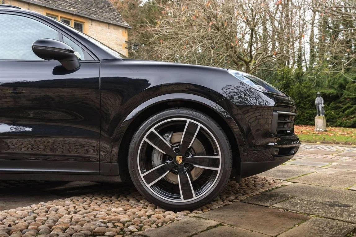 Alu kola pro Porsche H5082 11x21 5x130 ET58 71.6 černá – na voze 2