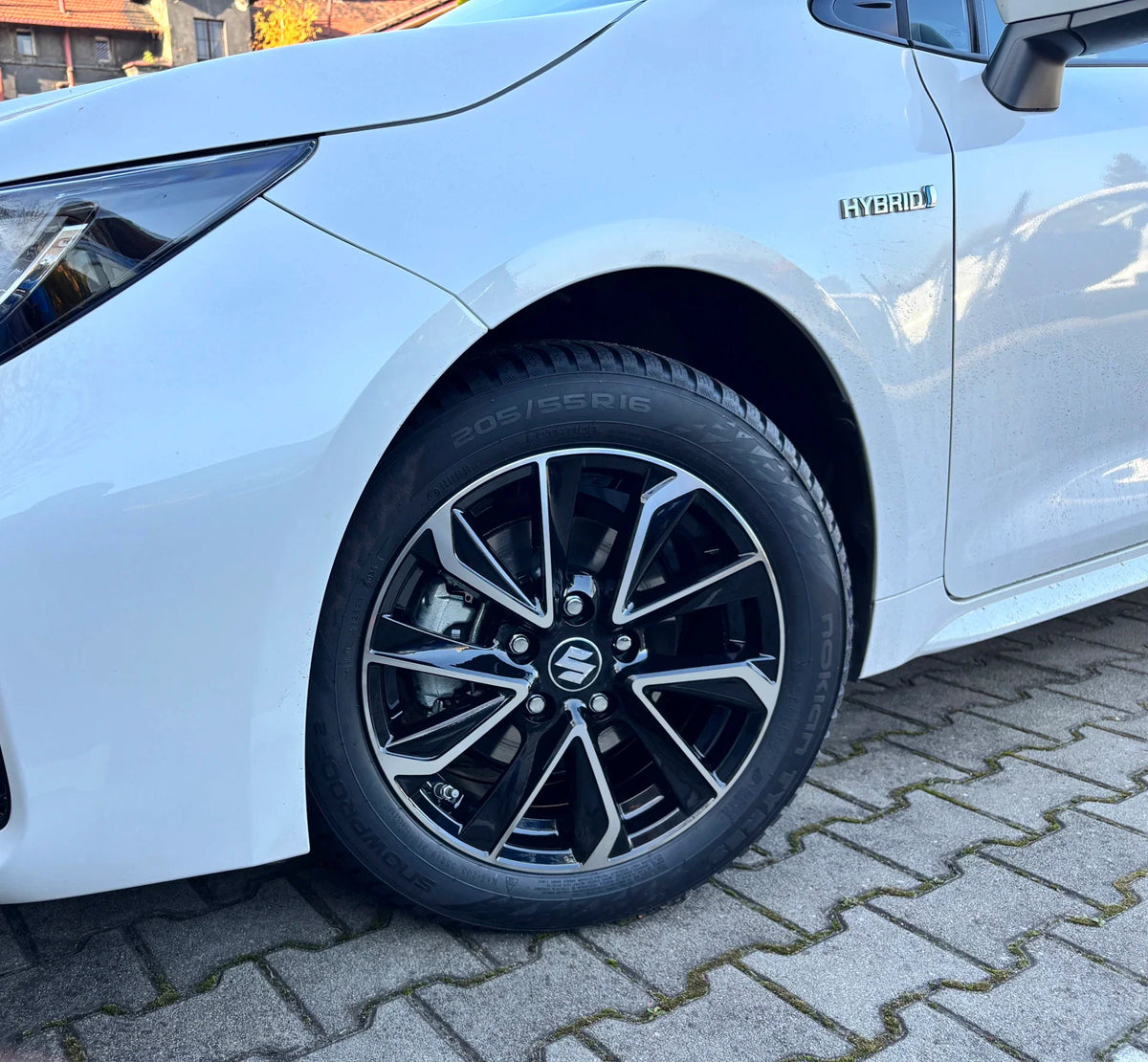 Alu kola pro Toyota B5463 8x18 5x100 ET40 54.1 černá – na voze 2