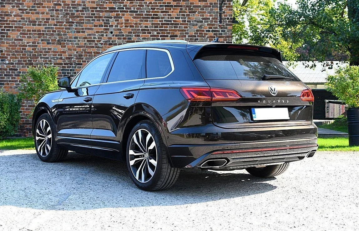 Alu kola pro Volkswagen B5333 8.5x20 5x112 ET28 66.6 černá – na voze 2